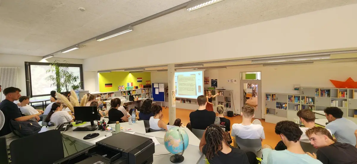 Extremismus-Seminar f&uuml;r unsere Q1
