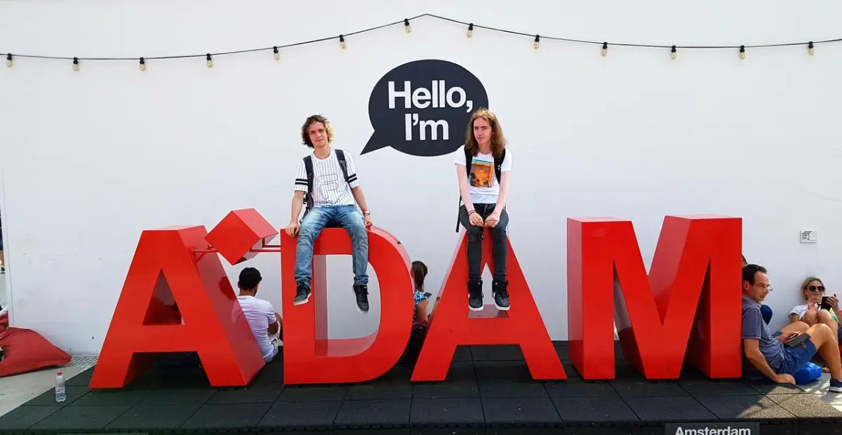 Goededag A&acute;dam
