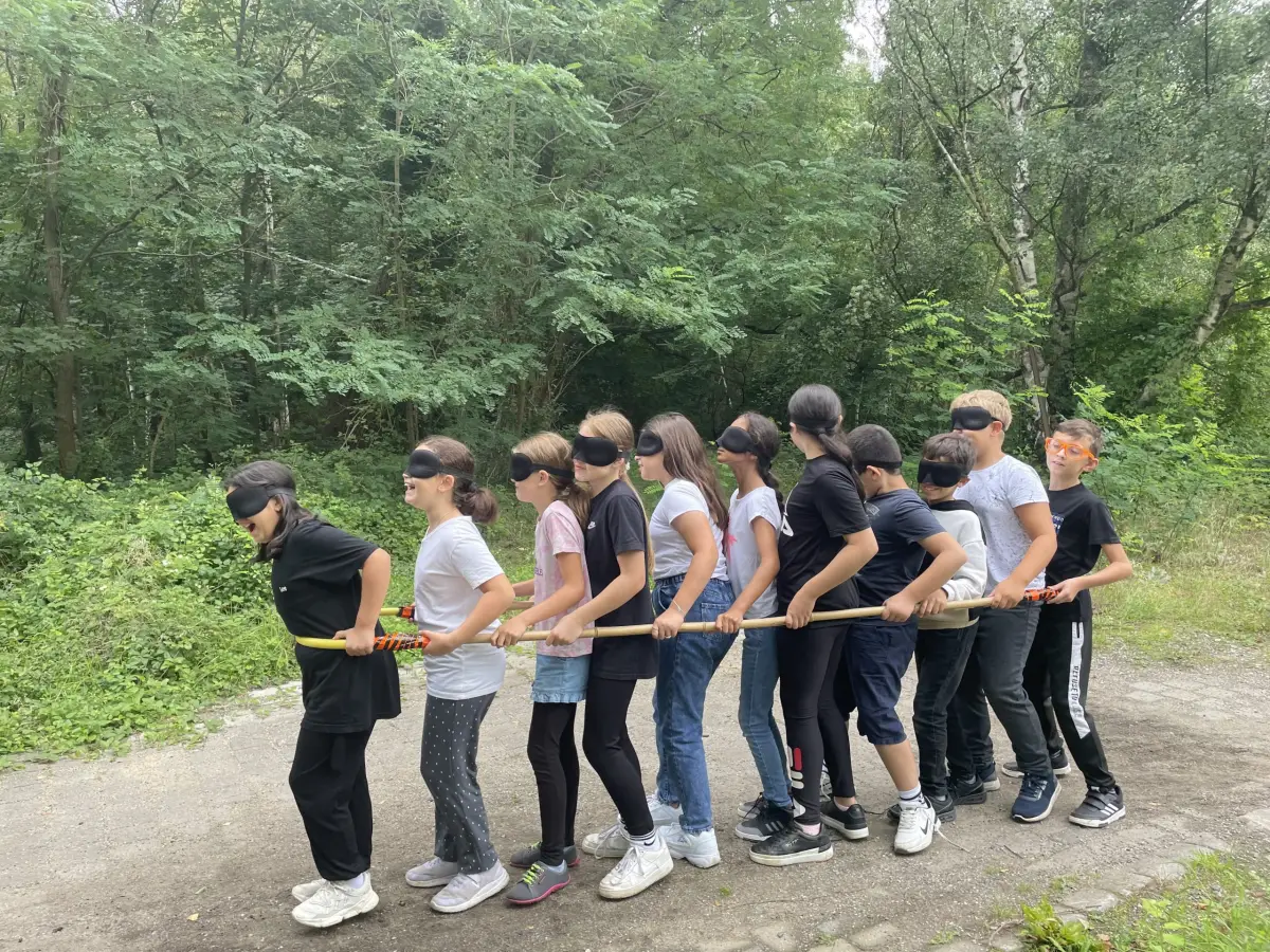 Wir ziehen alle an einem Strang